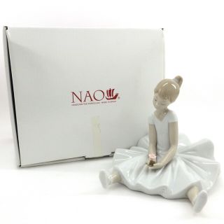 Lladro リヤドロ ♯1456 『夢見るバレリーナ』 ナオ NAO Dreamy ballet インテリア 置物 陶器 フィギュリン【中古】【送料無料】(置物)