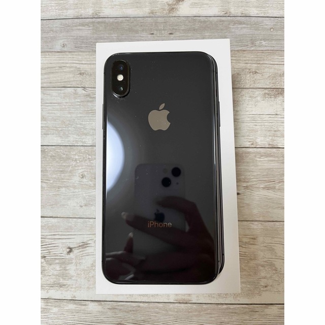 Apple(アップル)のiPhone 美品 スマホ/家電/カメラのスマートフォン/携帯電話(スマートフォン本体)の商品写真