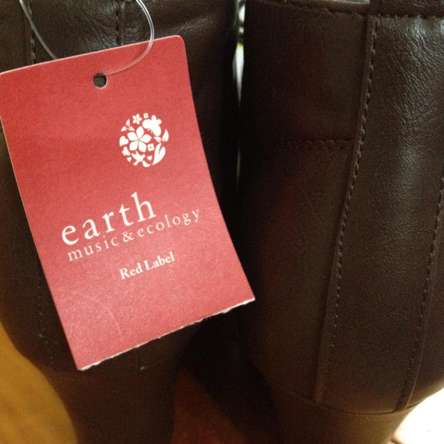 earth music & ecology(アースミュージックアンドエコロジー)のearthのショートブーツ☆新品 レディースの靴/シューズ(ブーツ)の商品写真