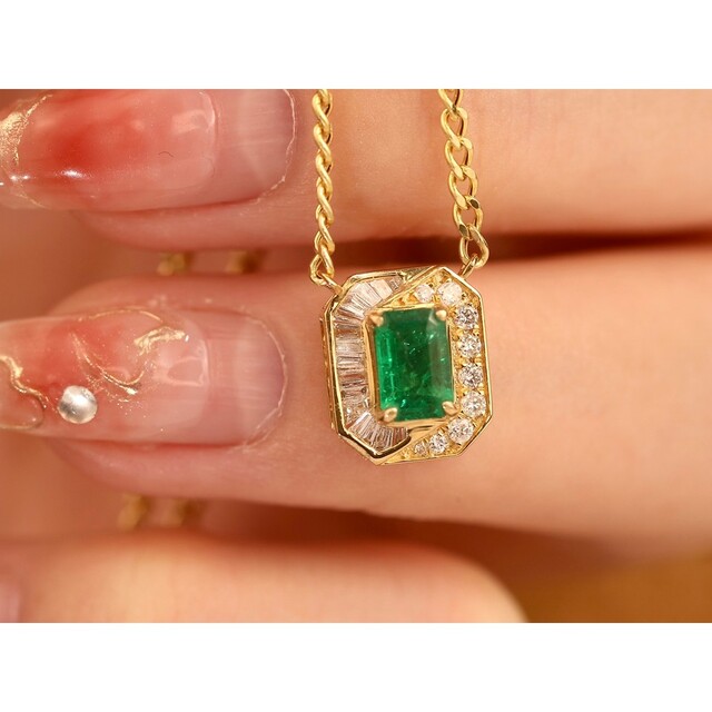 最愛 天然ダイヤモンド付きエメラルドネックレスk18 ネックレス - www