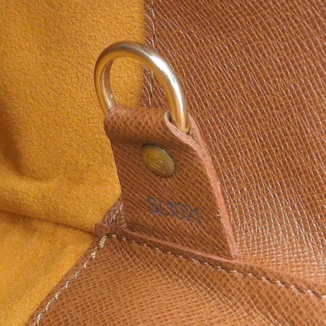 LOUIS VUITTON - 【中古】 LOUIS VUITTON ルイヴィトン モノグラム