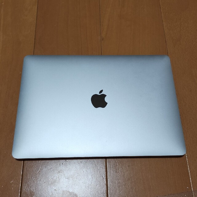 Mac (Apple)(マック)のM1 MacBook Air 13 8GB/256GB シルバー スマホ/家電/カメラのPC/タブレット(ノートPC)の商品写真