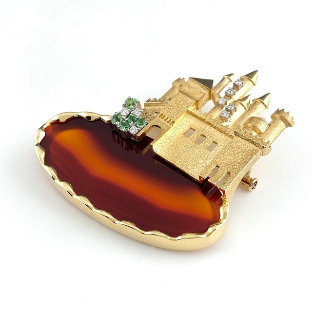 お気に入り】 城モチーフ デザインブローチ 【中古】 YG ブローチ+ お気に入り】 城モチーフ デザインブローチ 【中古】 YG ブローチ+