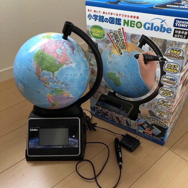 M3945 タカラトミー 小学館の図鑑NEOGlobe 地球儀