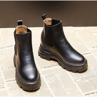 【新品】21.5㎝　サイドゴアブーツ　ショートブーツ　厚底ブーツ　黒ブーツ(ブーツ)