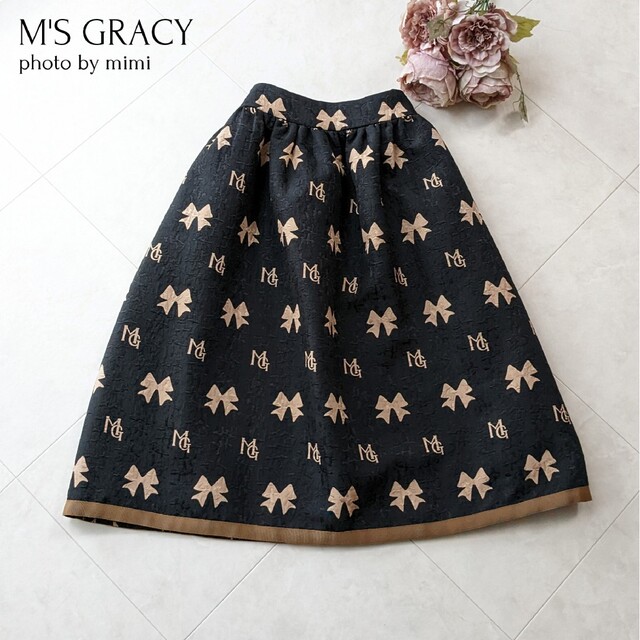 大特価放出!スカート日替わり M'S GRACY*カタログ掲載*リボン×ロゴ入りスカート