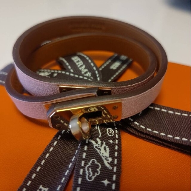 HERMES🧡ミニケリーブレスレット ローズサクラ🌸 | フリマアプリ ラクマ