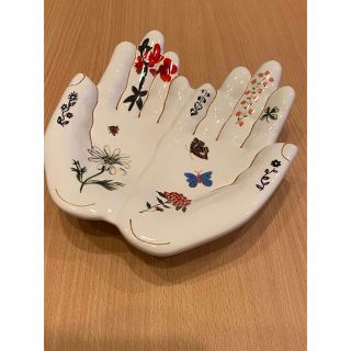 Anthropologie(小物入れ)のフリマアイテム一覧 Anthropologie(小物入れ)のフリマアイテム一覧