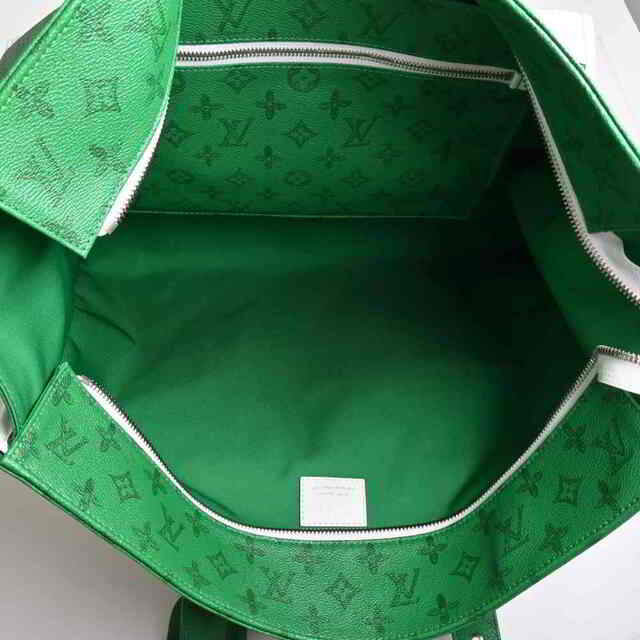 LOUIS VUITTON - 【中古】 LOUIS VUITTON ルイヴィトン LV エブリデイ