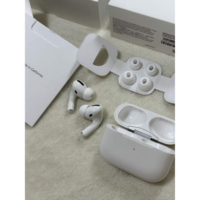 Apple(アップル)の売却済☆Apple Air Pods pro MWP22J/A エアポッズプロ スマホ/家電/カメラのオーディオ機器(ヘッドフォン/イヤフォン)の商品写真