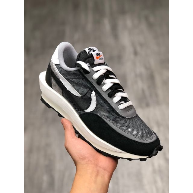 Nike LD WAFFLE Sacai