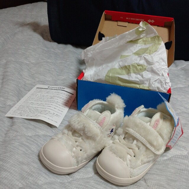 CONVERSE(コンバース)のコンバースミニラビッツBABYALLSTAR N MINIRABBITS V-1 キッズ/ベビー/マタニティのベビー靴/シューズ(~14cm)(スニーカー)の商品写真