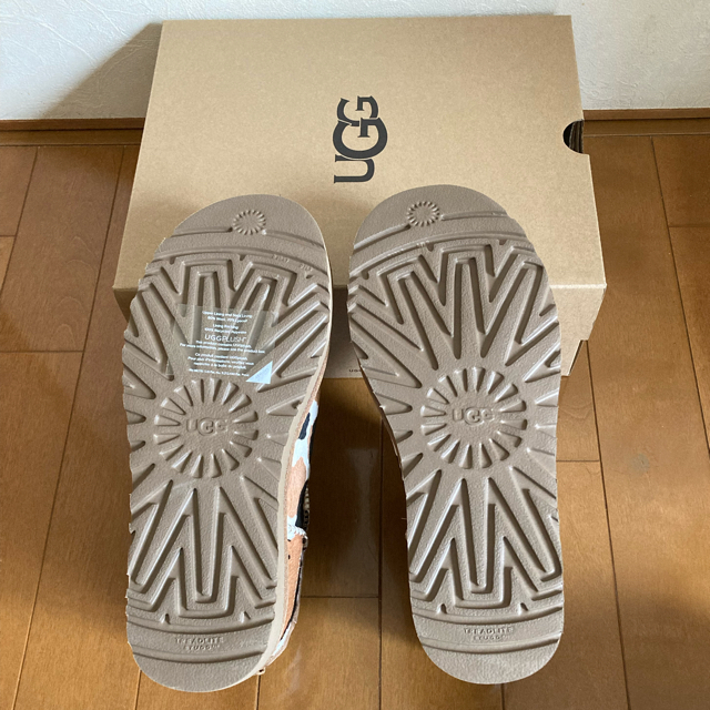 UGG 新品 CLASSIC ULTRA MINI COW PRINTレディース 1