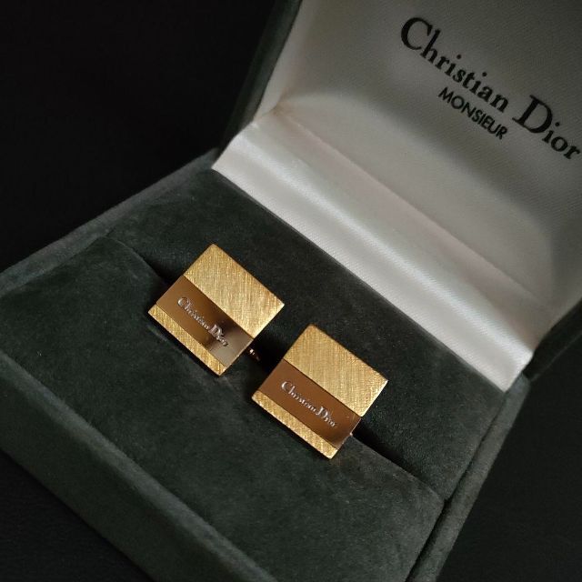 【美品】Dior　ディオール　カフス・タイピンセット　ゴールド　ロゴ　スクエア