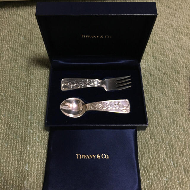 Tiffany & Co.(ティファニー)のティファニー ベビースプーン、フォーク キッズ/ベビー/マタニティの授乳/お食事用品(スプーン/フォーク)の商品写真