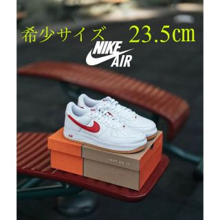 ナイキ(NIKE)の【新品】23.5㎝　NIKE AIR FORCE 1 LOW RETRO レッド(スニーカー)