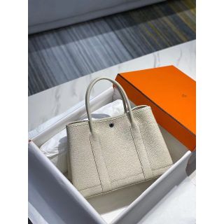 エルメス ガーデンパーティー 白の通販 400点以上 | フリマアプリ ラクマ