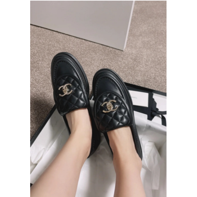 最安価格(税込) CHANELシャネル CCターンロック ローファー 得価