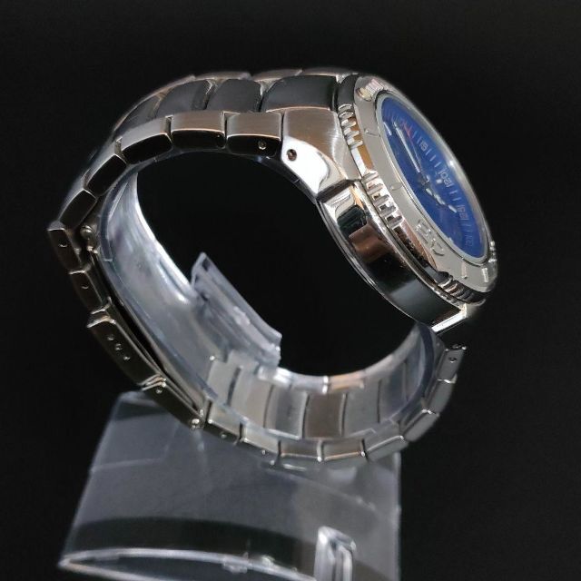 SECTOR(セクター)の極美品【稼働品】SECTOR　セクター　ブルー　クォーツ　メンズ時計　シルバー メンズの時計(腕時計(アナログ))の商品写真