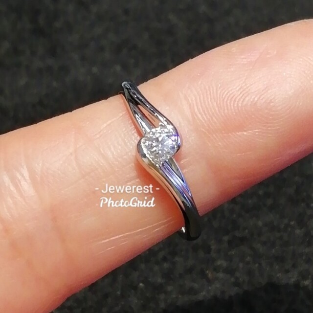 Pt900✨ダイヤ0.08ct✨１粒プチっと✨ダイヤ✨リング✨スッキリキラリ✨