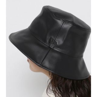 ニューエラー(NEW ERA)の【美品！】NEW ERA レザーバケットハット(ハット)