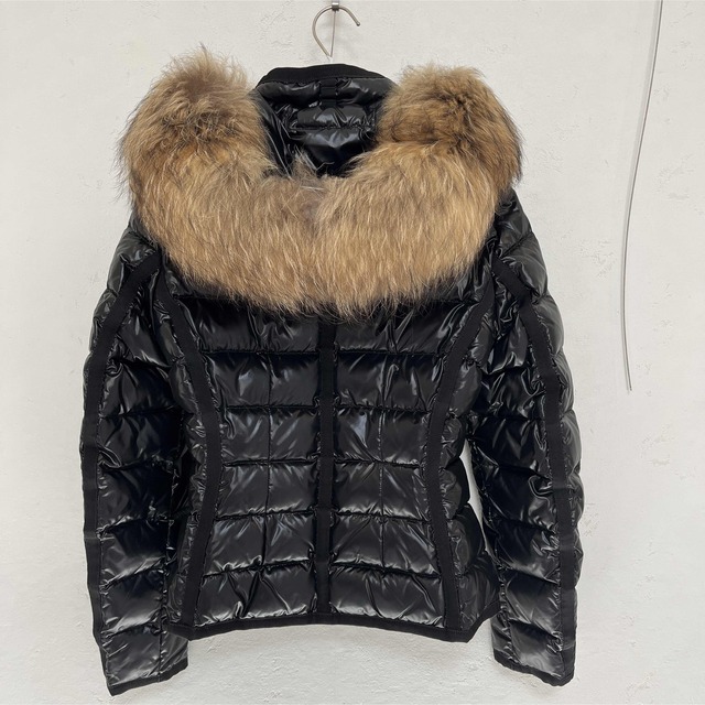 ☆新品・本物保証☆MONCLER ARMOISE ダウンジャケット 1 黒色　S