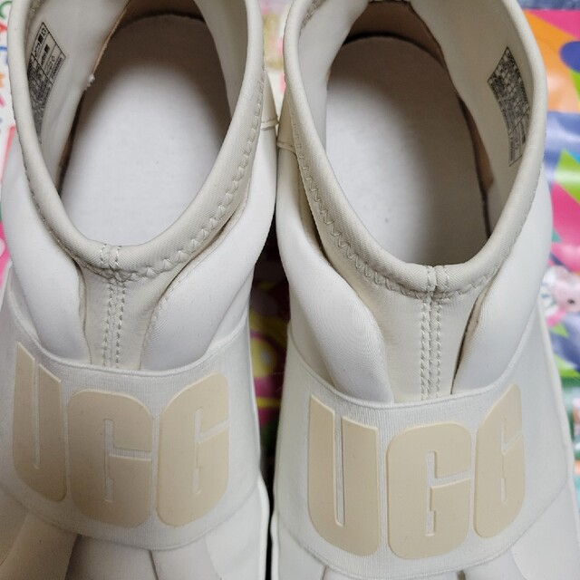 UGG(アグ)のUGG　PALOMAR　スニーカーまちゃん様専用 レディースの靴/シューズ(スニーカー)の商品写真
