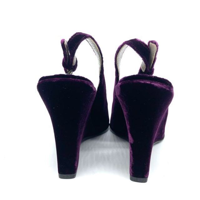 PRADA(プラダ)の✨未使用品✨ PRADA 23.5cm ストラップパンプス ベロア 紫 レディースの靴/シューズ(ハイヒール/パンプス)の商品写真
