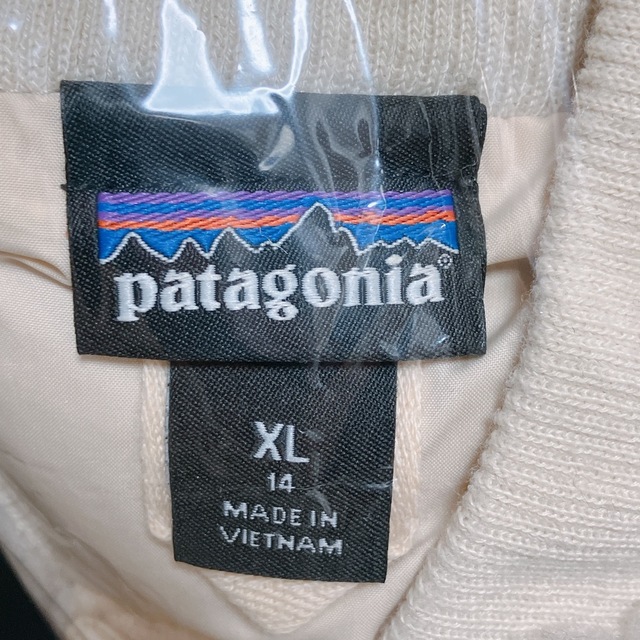 patagonia(パタゴニア)のパタゴニア ジャケット ガールズ  ボア フリース レディース キッズ/ベビー/マタニティのキッズ服女の子用(90cm~)(ジャケット/上着)の商品写真