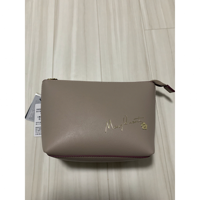 MARY QUANT 新品未使用 タグ付き 舟型ポーチ(ベージュ)