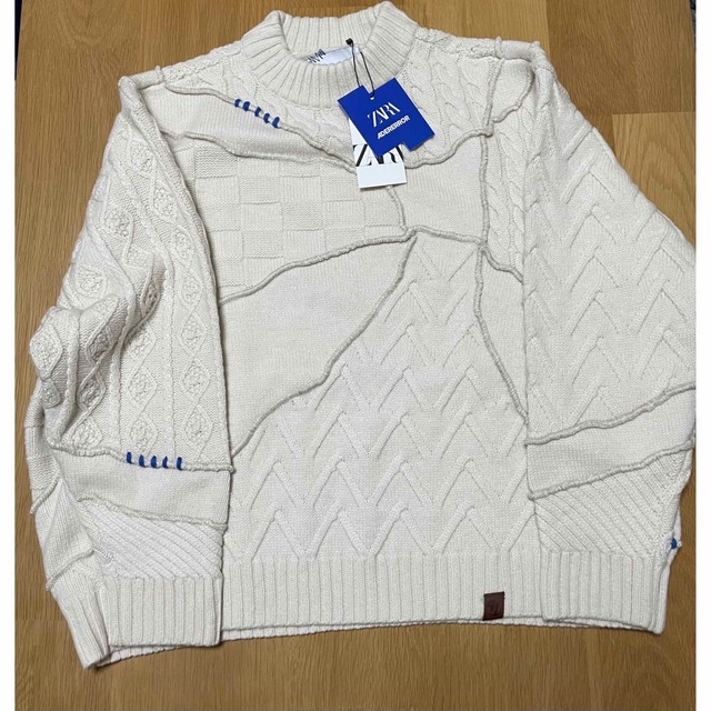 ZARA(ザラ)のZARA ADERERROR ニット SMサイズ 即完売品 white メンズのトップス(ニット/セーター)の商品写真