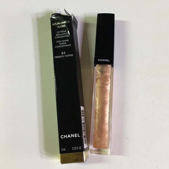 CHANEL(シャネル)の新品☆シャネルのグロス 上品に煌めくベージュ コスメ/美容のベースメイク/化粧品(リップグロス)の商品写真