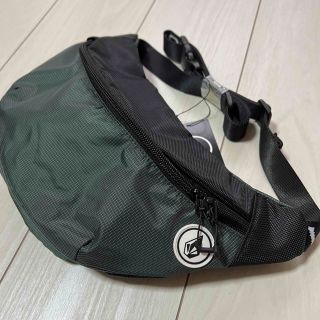 ボルコム(volcom)の新品未使用ボルコム☆ウエストポーチ(ウエストポーチ)