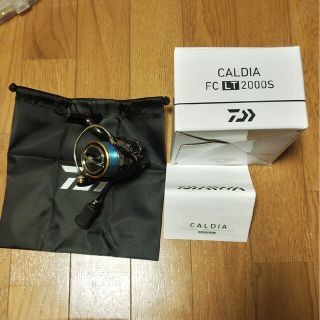 ダイワ(DAIWA)のDAIWA CALDIA FC LT 2000S 美品(リール)