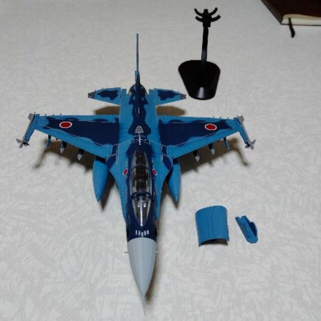 F-2 戦闘機　ホビーマスター製　1/72　模型