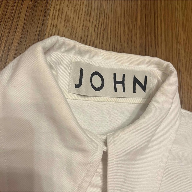 JOHN 白 シャツワンピース レディースのワンピース(ミニワンピース)の商品写真