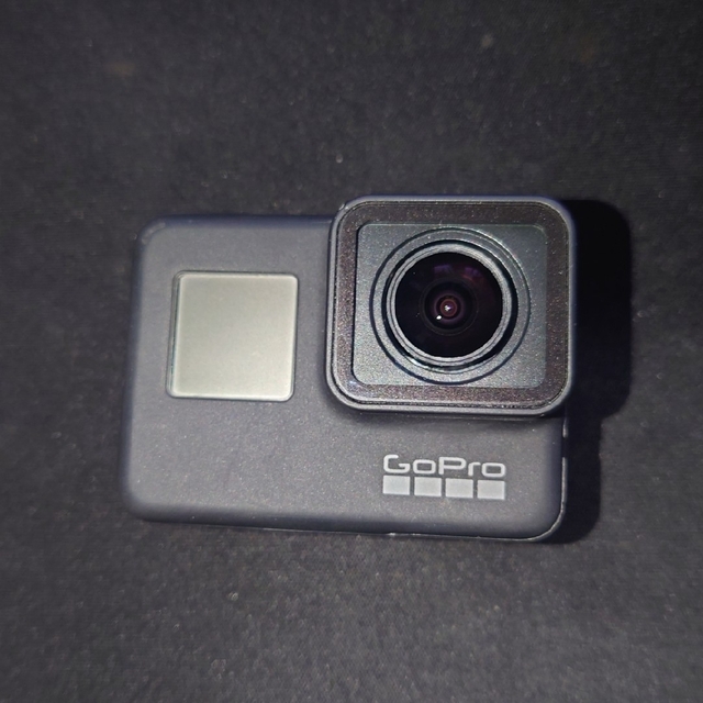 GoPro(ゴープロ)のGoPro HERO7 Black　ジャンク品 スマホ/家電/カメラのカメラ(ビデオカメラ)の商品写真