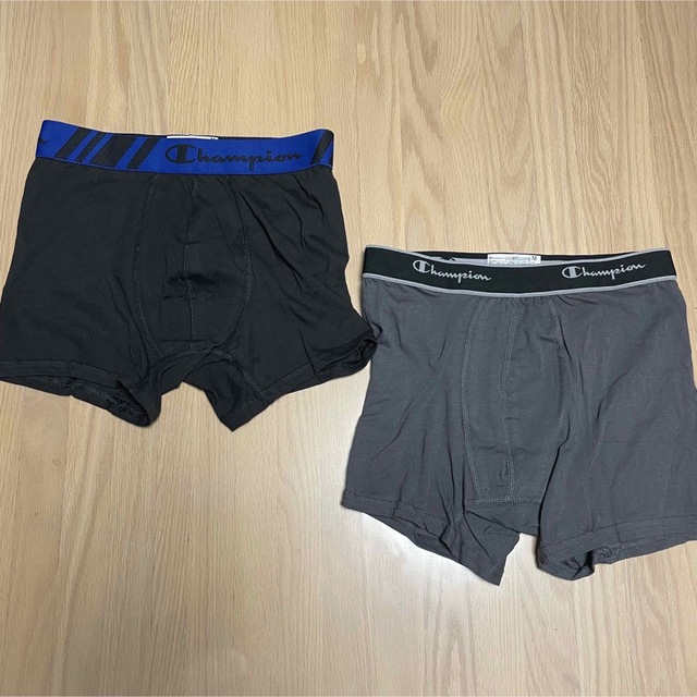 Champion(チャンピオン)の男性用ボクサーパンツ Champion（チャンピオン）Mサイズ2枚セット メンズのアンダーウェア(ボクサーパンツ)の商品写真