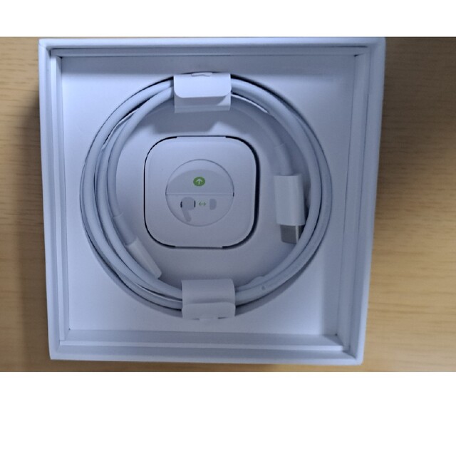 Apple(アップル)のairpods pro pwp22j/a スマホ/家電/カメラのオーディオ機器(ヘッドフォン/イヤフォン)の商品写真