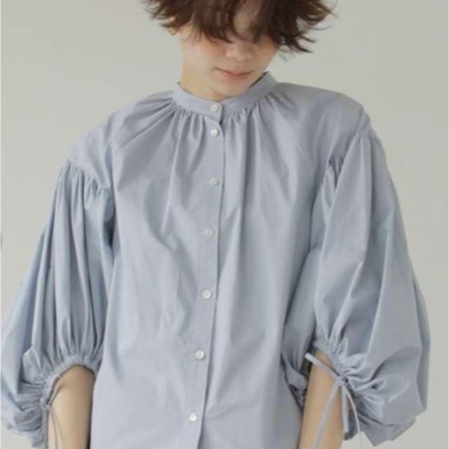 ETRE TOKYO - ETRE TOKYO◇新品 クロップドバルーンブラウス ブルーの ETRE TOKYO - ETRE TOKYO◇新品 クロップドバルーンブラウス ブルーの