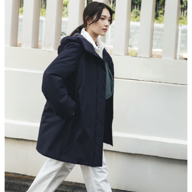 新品タグ付き●完売・希少●ユニクロ　UNIQLO●ハイブリッドダウンコート　黒