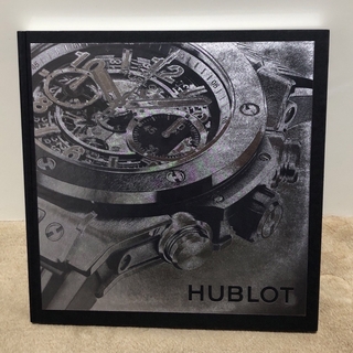 ウブロ(HUBLOT)のウブロ　HUBLOT 最新版　最終カタログ 新品未使用未開封　限定品　入手困難(ファッション/美容)