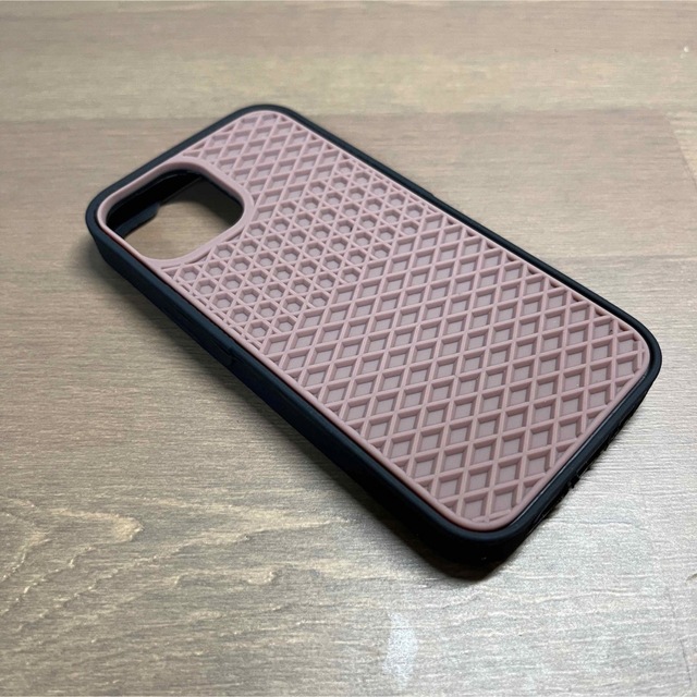 VANS(ヴァンズ)の【新入荷】iPhone13mini ケース vans バンズ スマホ/家電/カメラのスマホアクセサリー(iPhoneケース)の商品写真