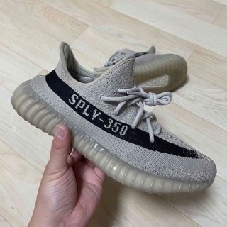 イージー(YEEZY（adidas）)のYEEZY BOOST 350 V2 28㎝　使用回数一度のみ！　adidas(スニーカー)