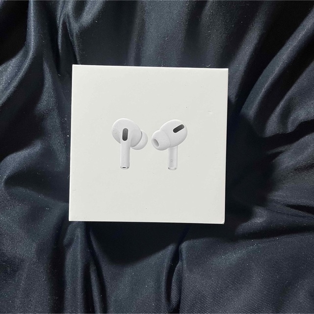 AirPods Pro magsafe対応　2021年製ヘッドフォン/イヤフォン