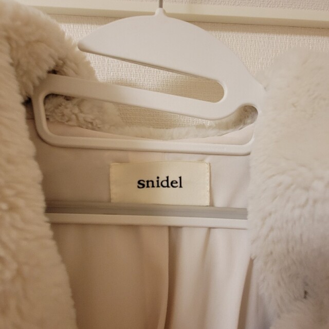 SNIDEL(スナイデル)のこじはる着用✨snadel　エコファーコート レディースのジャケット/アウター(毛皮/ファーコート)の商品写真