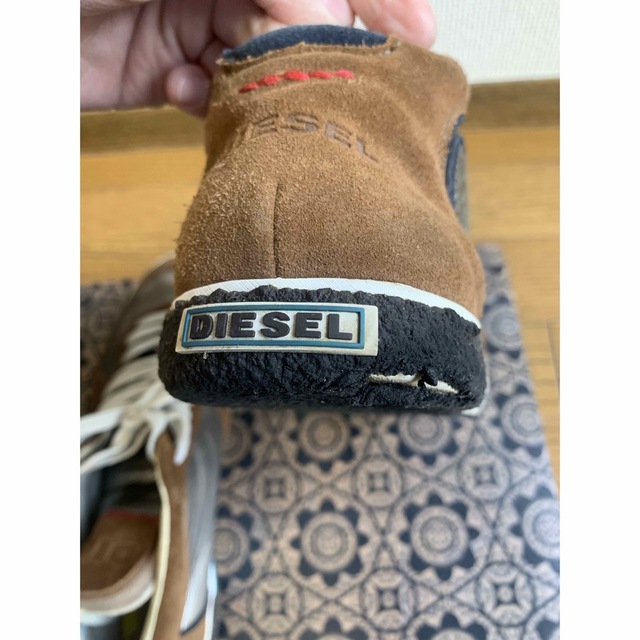 DIESEL(ディーゼル)の【美品】DIESEL　スニーカー　スエード　サイズ：US10／27cm メンズの靴/シューズ(スニーカー)の商品写真