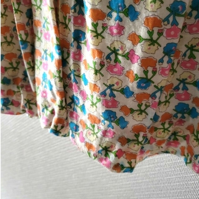 FRAPBOIS(フラボア)の新品　フラボア　FRAPBOIS　お花畑　トップス　花　フラワー　カラフル レディースのトップス(Tシャツ(半袖/袖なし))の商品写真