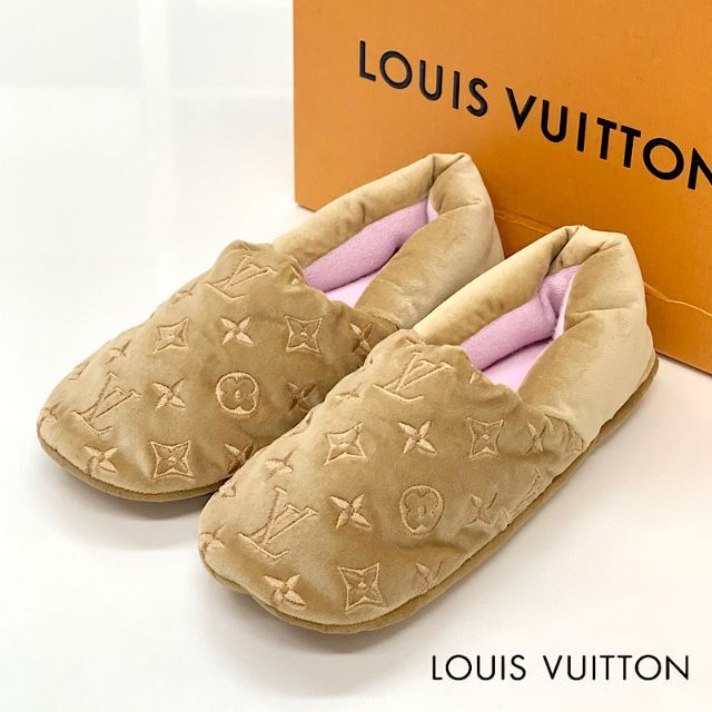 LOUIS VUITTON(ルイヴィトン)の5258 未使用 ヴィトン ドリーミー ベルベット カシミヤ ルームシューズ レディースの靴/シューズ(その他)の商品写真