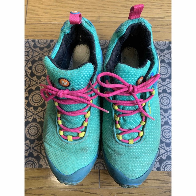 MERRELL(メレル)のMERRELL　カメレオン／クレイジーカラー　GORE‑TEX　サイズ：27cm スポーツ/アウトドアのアウトドア(登山用品)の商品写真